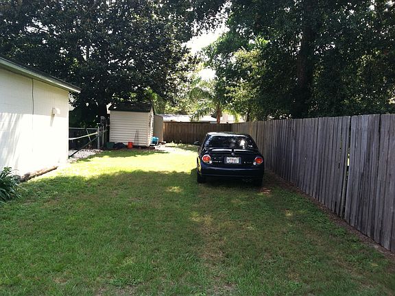 ADDITIONAL PARKING/BACKYARD.