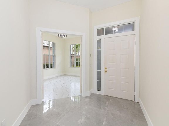3rd image of 249 NW Bentley Circle