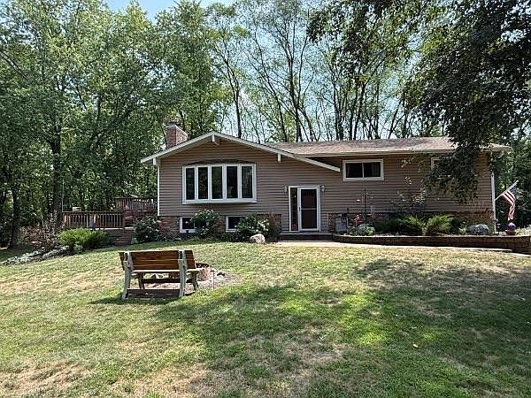 1st image of 861 Willow Ridge Rd #1