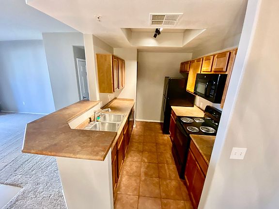 5th image of 3830 S Lakewood Pkwy #1138