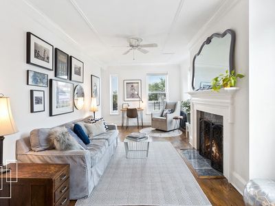 279 1st St APT 4C, Brooklyn, NY, 11215