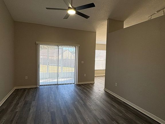 3rd image of 379 Wallace Ct