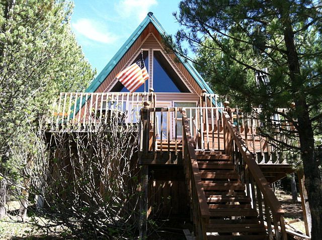 1st image of 3881 Lakeside Dr