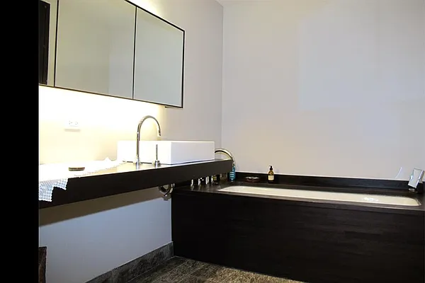 Rented by Corcoran | media 53
