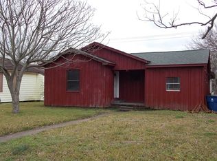 1323 W 8th St, Freeport, TX 77541