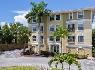 10090 Lake Cove Dr APT 302, Fort Myers, FL 33908