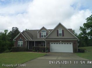 208 Streamfall Ct, Raeford, NC 28376