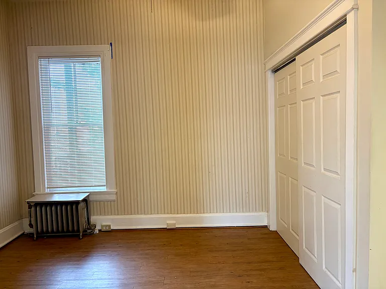 48 E Princess St #2 — Photo 16