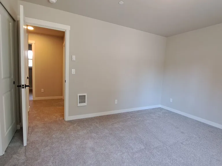 3113 E Camellia Way — Photo 32