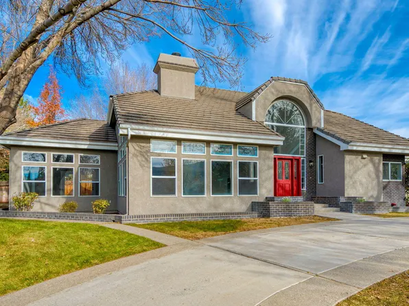 5700 E Hidden Valley Dr, Reno, NV 89502