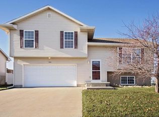 5704 Redtail Rd, Council Bluffs, IA 51501
