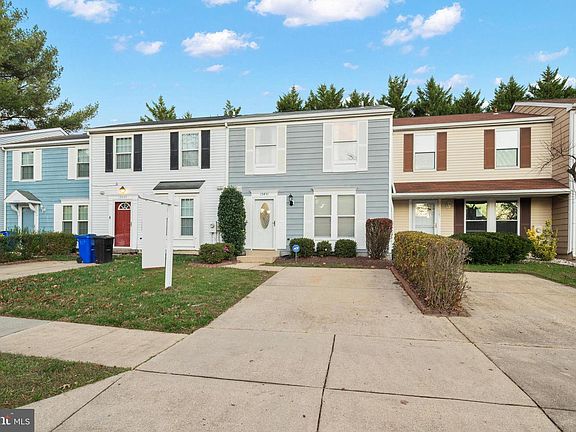2nd image of 15431 N Oak Ct