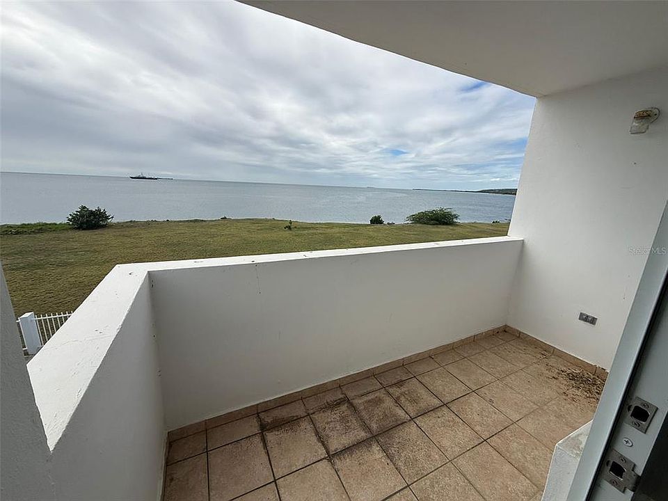 1st image of 910 Cond Paseo Vista Mar Edificio #9