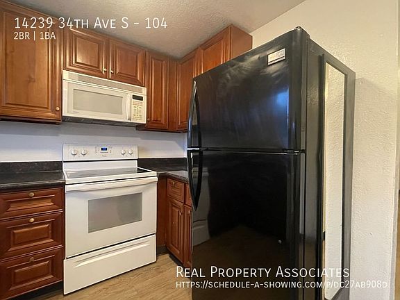 5th image of 14239 34th Ave S #104