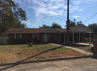 268 Prairie St, Uvalde, TX 78801