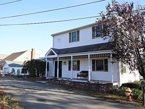 2nd image of 40 Basswood Ave