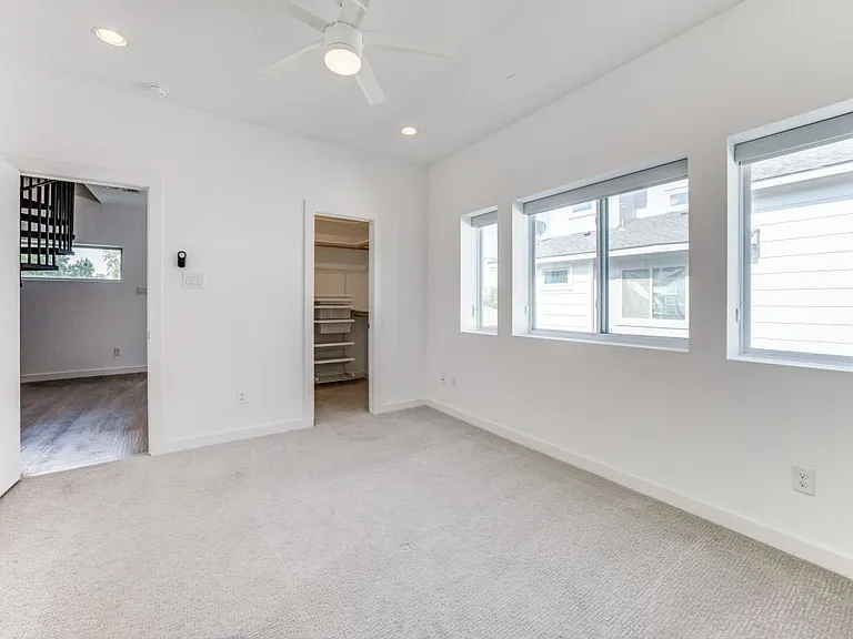 5714 Bryan Pkwy #D — Photo 2