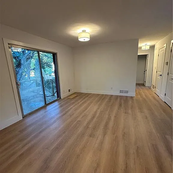 1270 Morrow Rd — Photo 5