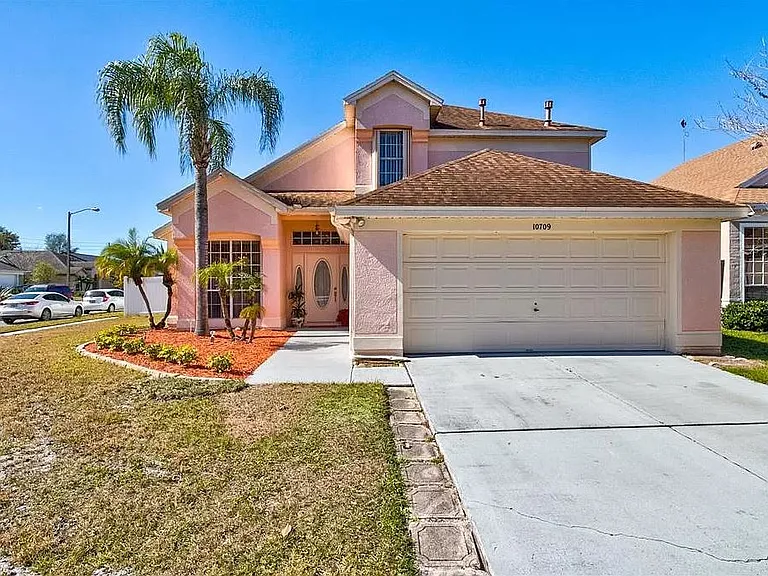 10709 Cherry Oak Cir #1 — Photo 1