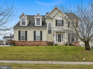 747 Silver Maple Cir, Seven Valleys, PA 17360