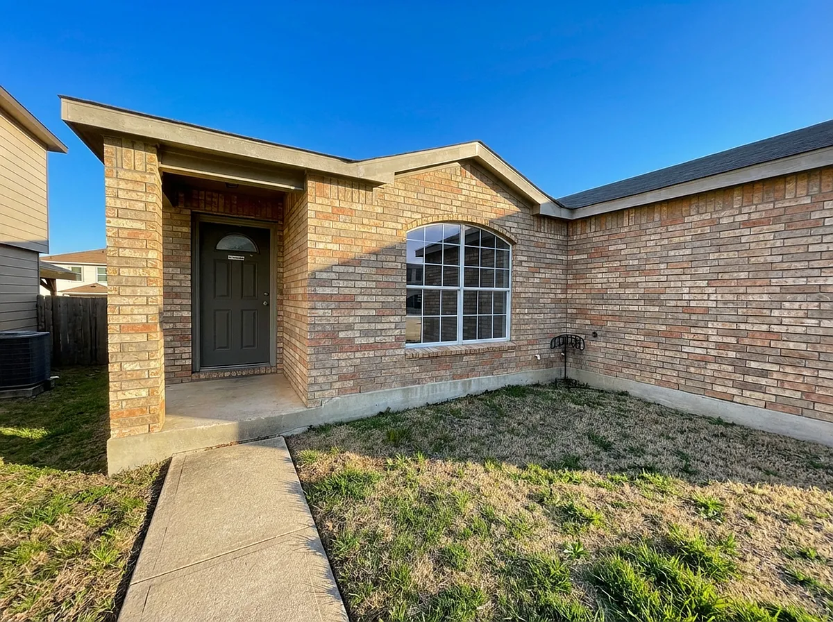 Building Photo - 6600 Taree Loop