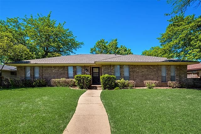 1st image of 2601 Northcrest Dr