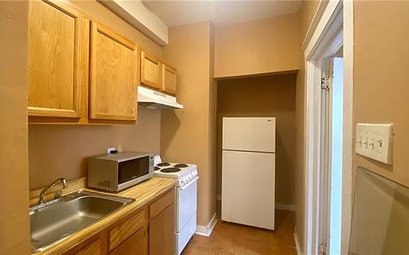 5th image of 7117 Fig St