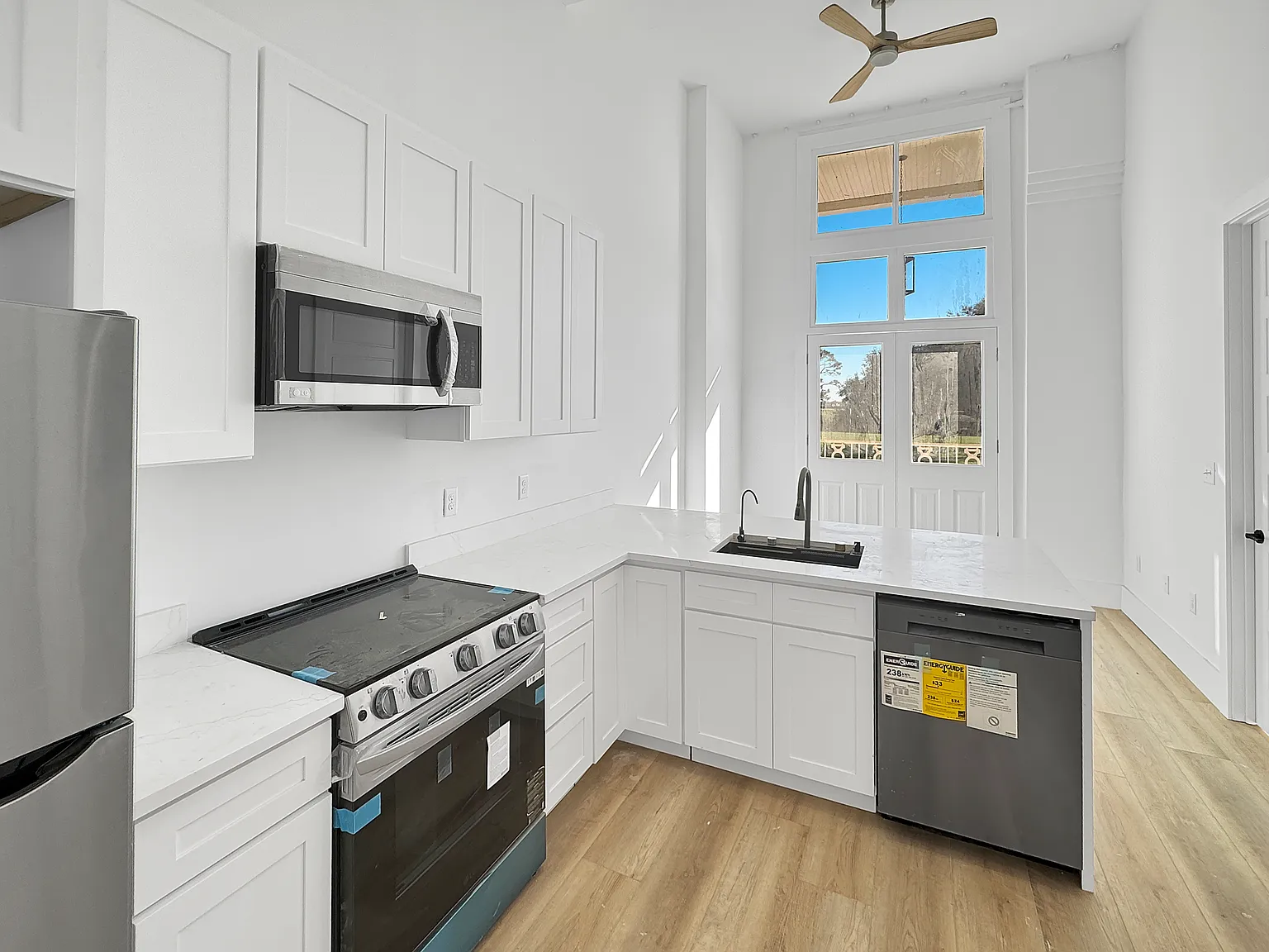 Holy Cross Apartments — Photo 4