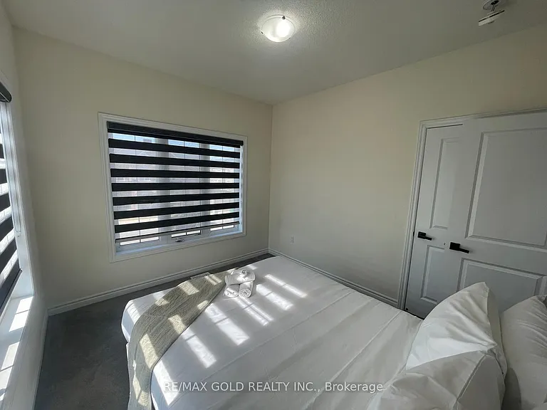 537 Veterans Dr — Photo 15