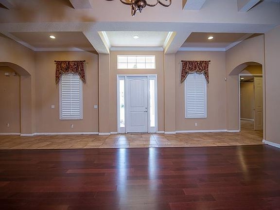 5th image of 5020 Lake Toscana Dr