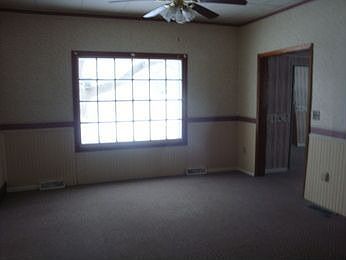 2nd image of 520 Irvin St
