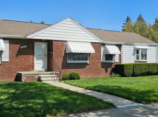 13637 Trenton Rd, Southgate, MI 48195