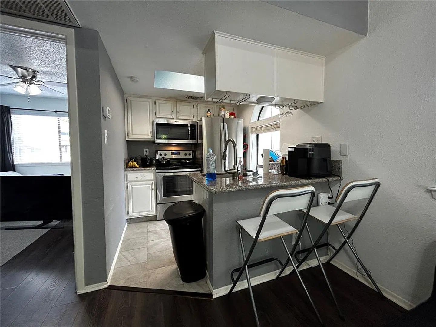 708 Graham Place #208 — Photo 2