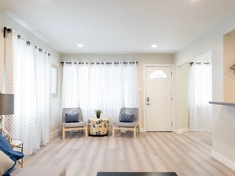 11519 Forest Grove St — Photo 3