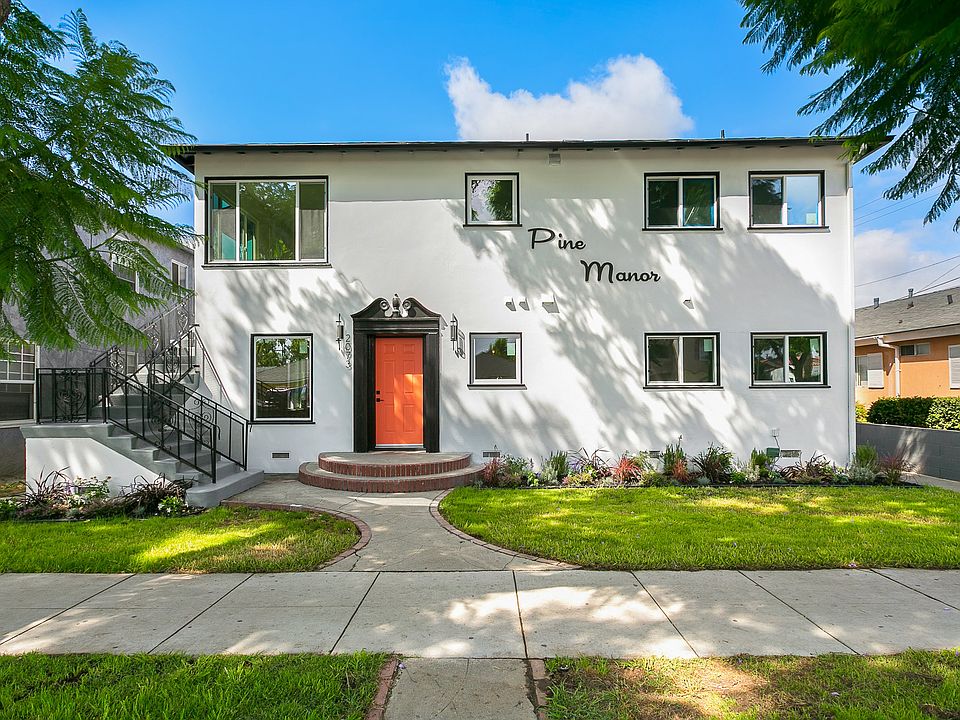 1st image of 2075 Pine Ave #2075