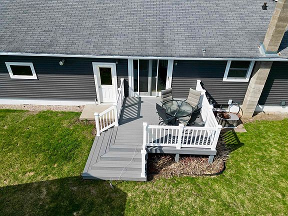 4th image of 2532 River Rd