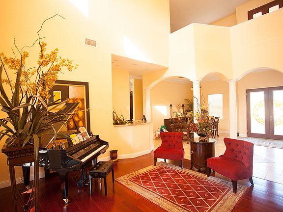 3rd image of 9148 Bayway Dr