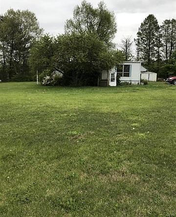 2nd image of 2842 Welshtown Rd