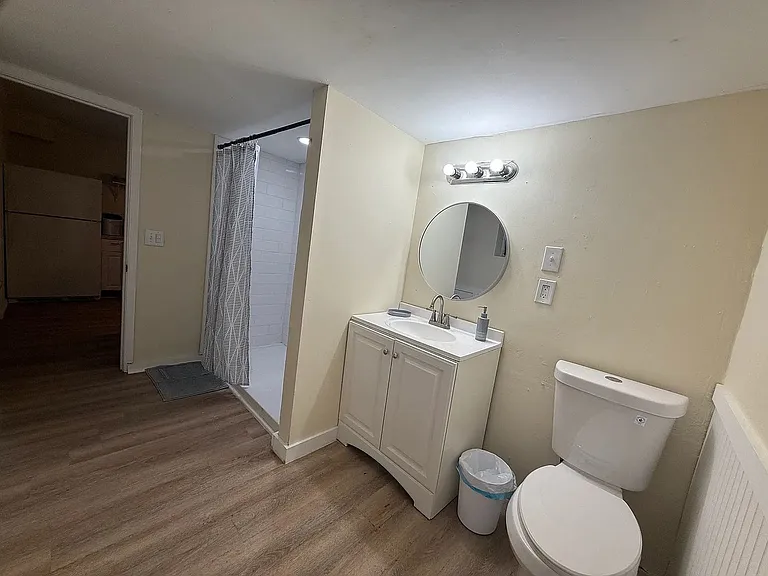 2652 Winthrop Rd — Photo 2