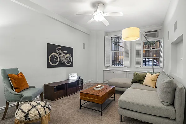 Sold by Undivided Inc | media 25