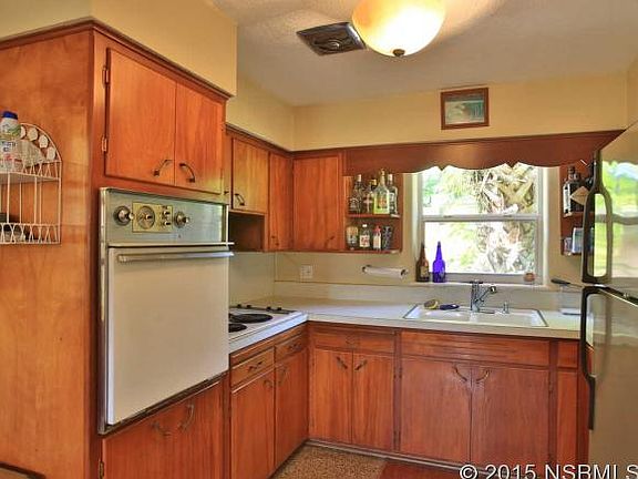 2nd image of 306 Lincoln Ave