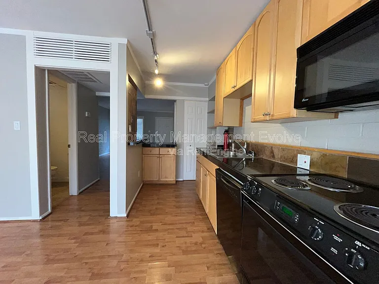 3637 E Monterosa St #7 — Photo 6