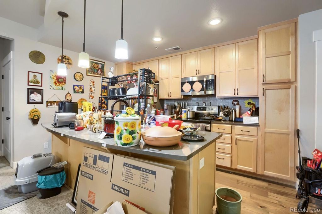 4612 Hahns Peak Drive #208