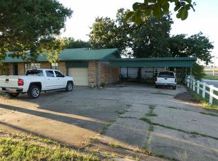811 Main St, Velma, OK 73533