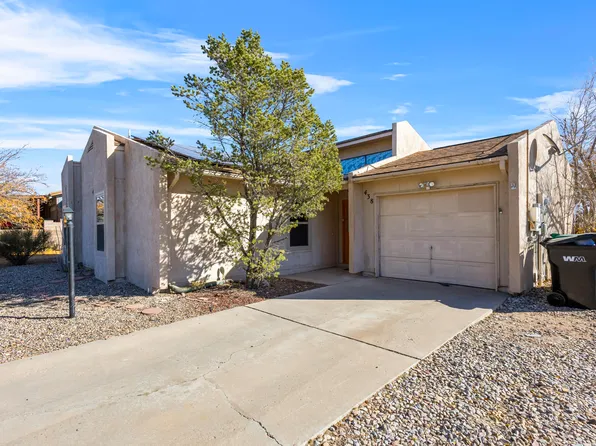 438 Feldspar Dr NE, Rio Rancho, NM 87124