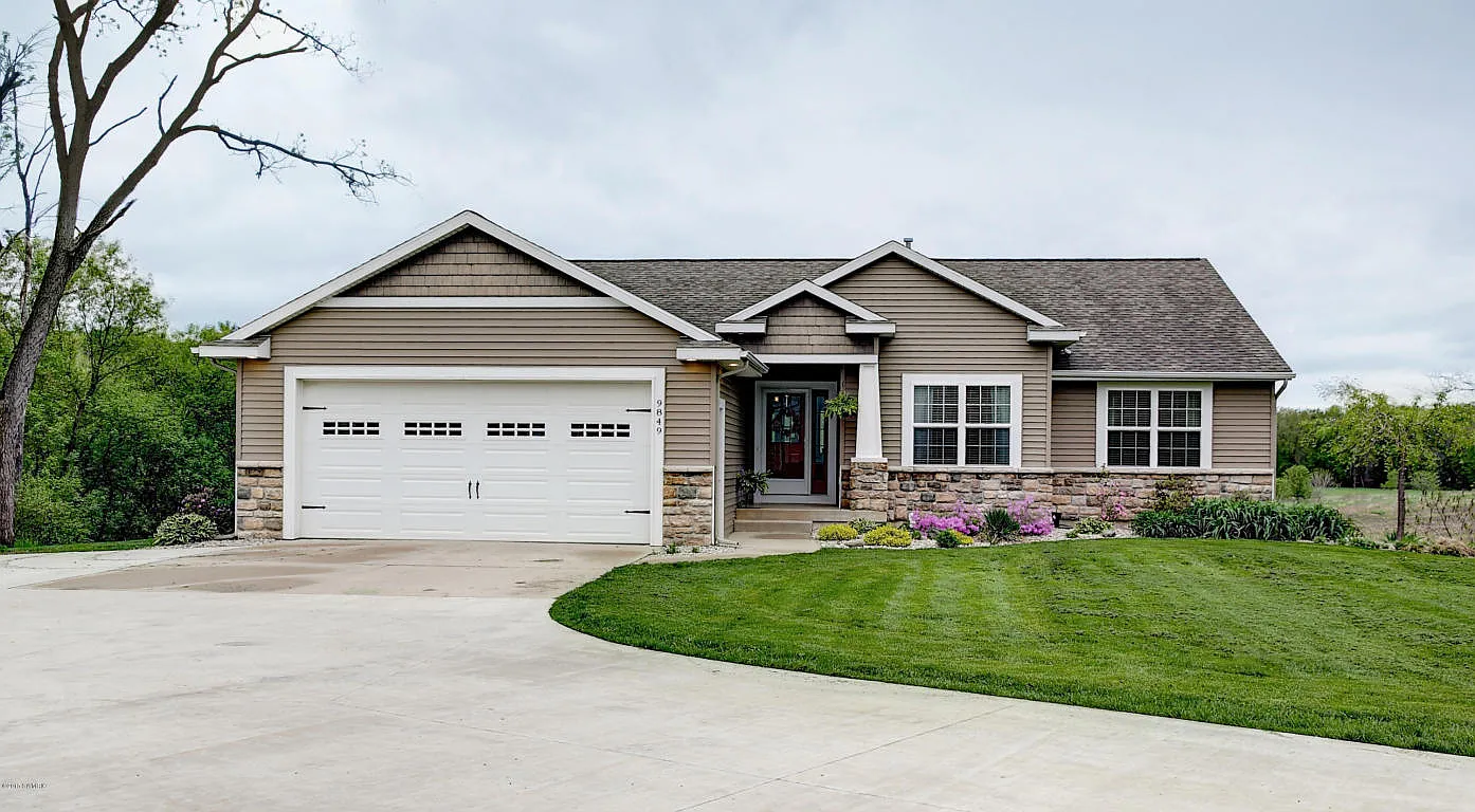 9849 Kateri Way Dr SE photo 1