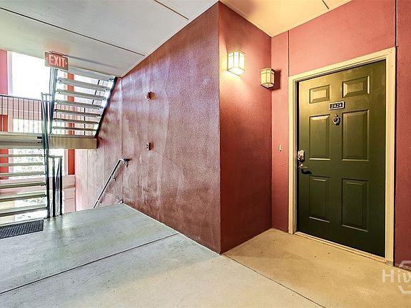 4th image of 2424 Whitemarsh Way #2424