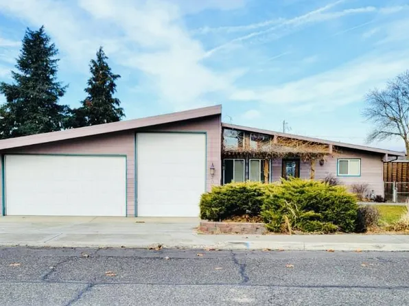 300 NW Columbia Ave, Boardman, OR 97818