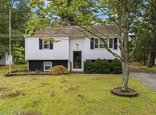 95 Mayflower Ln, Wareham, MA 02571