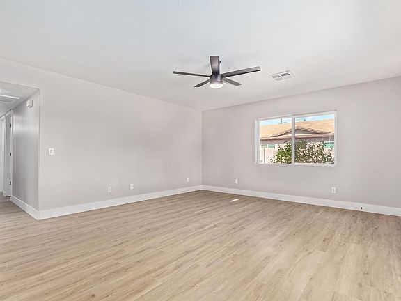 5th image of 2560 E Southgate Ave #A